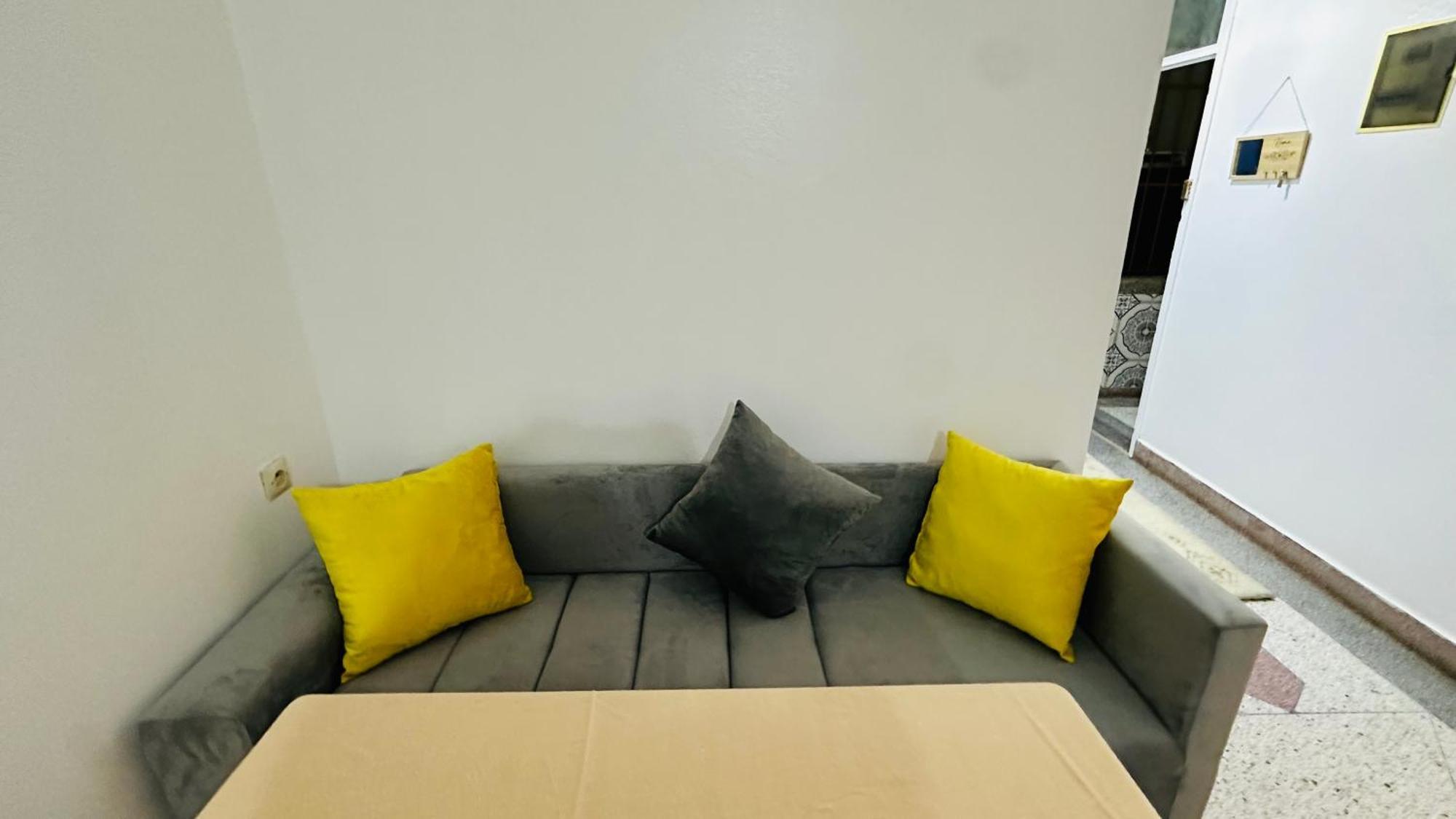 Karaz Homestay Grand Appartement Avec Rooftop Monte Arrouit Zewnętrze zdjęcie