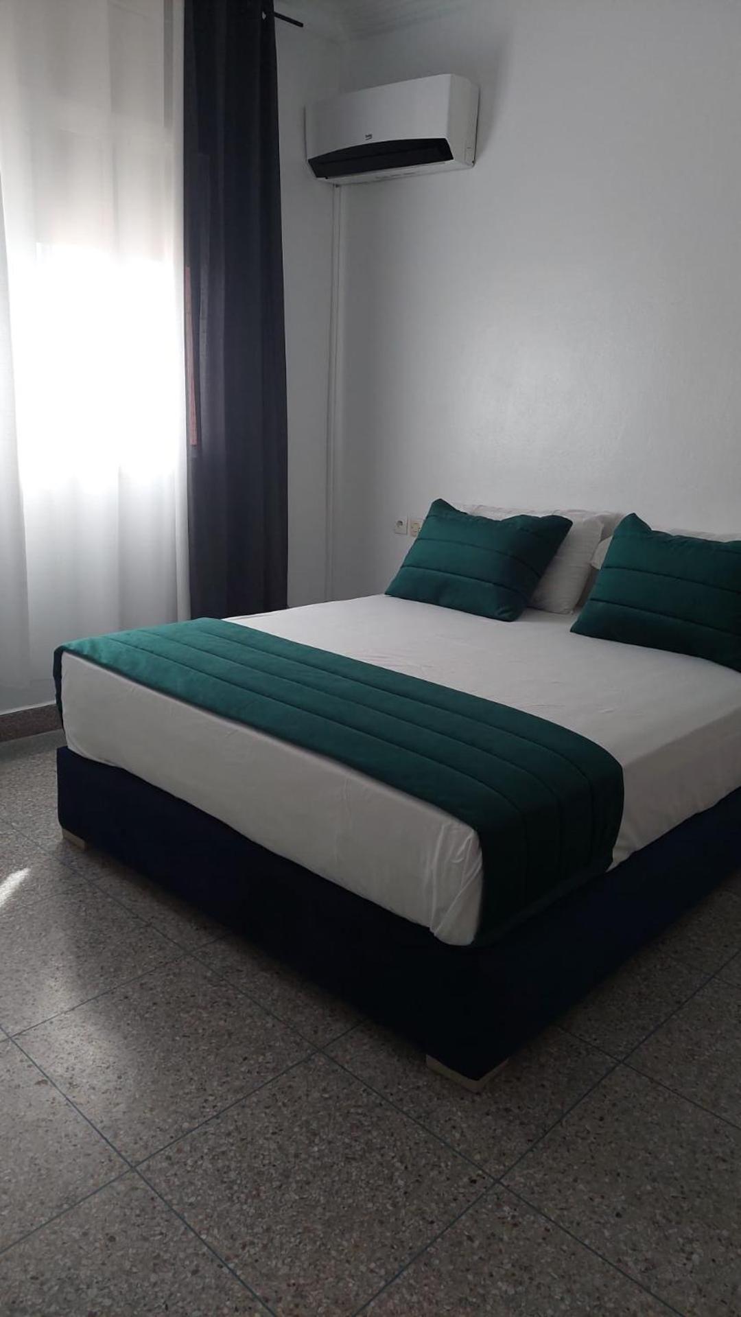 Karaz Homestay Grand Appartement Avec Rooftop Monte Arrouit Zewnętrze zdjęcie